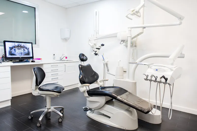 El Cedro (Clínica Dental) - Clínica dental en Adeje - foto 3