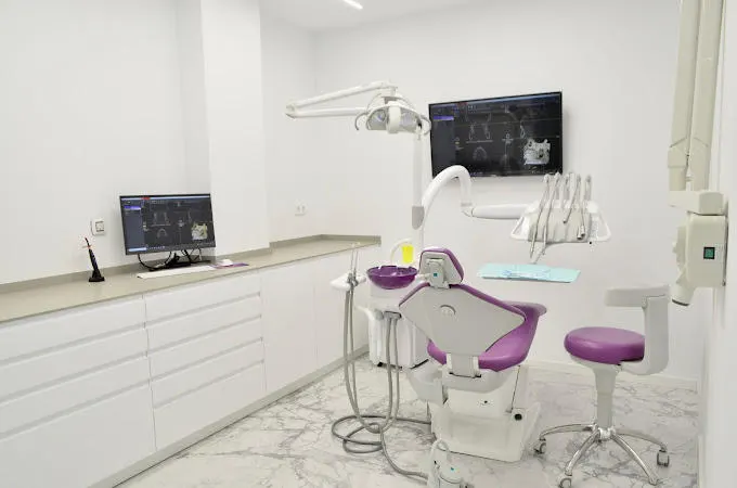 Mila Aguilar Clinica Dental