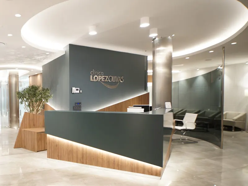Clínica Dental López Olivas e Hijos - Clínica dental en Teruel - foto 2