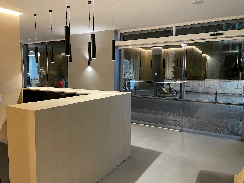 Valencia dental clinic - Drs Llinás Mora