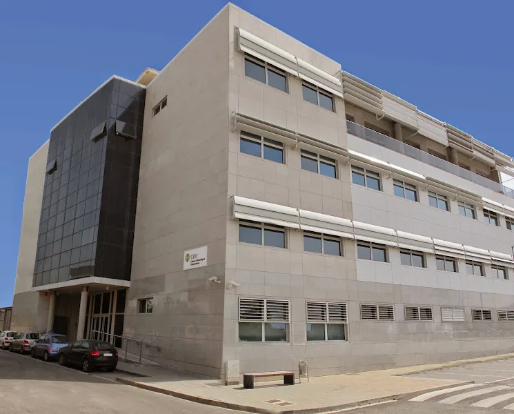 Clínica Odontológica Universitaria CEU UCH