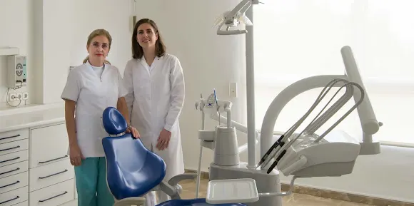 Dra Salvador | Clinica Dental en Valencia - Centro Odontológico