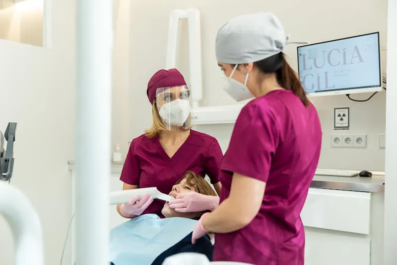 Clínica dental Valencia | Lucía Gil Raga - Valencia