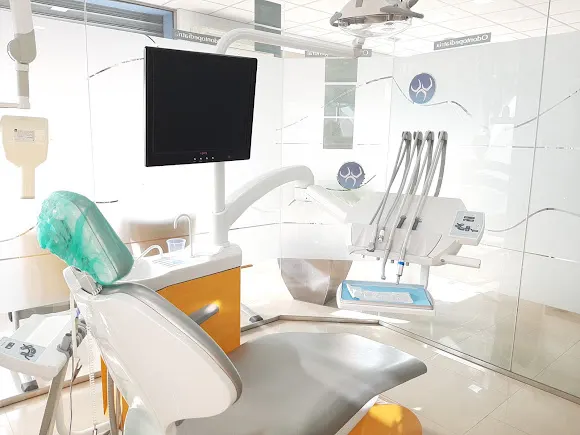 ILC DENTAL Requena Dr. Tripodi