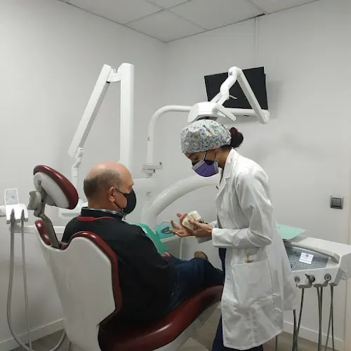 Clínica Inés Iranzo en Valencia en Campanar frente Hipercor