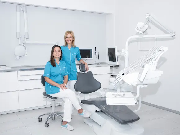 Gil Gómez Clínica Dental Valencia - Tu dentista para toda la vida - Valencia
