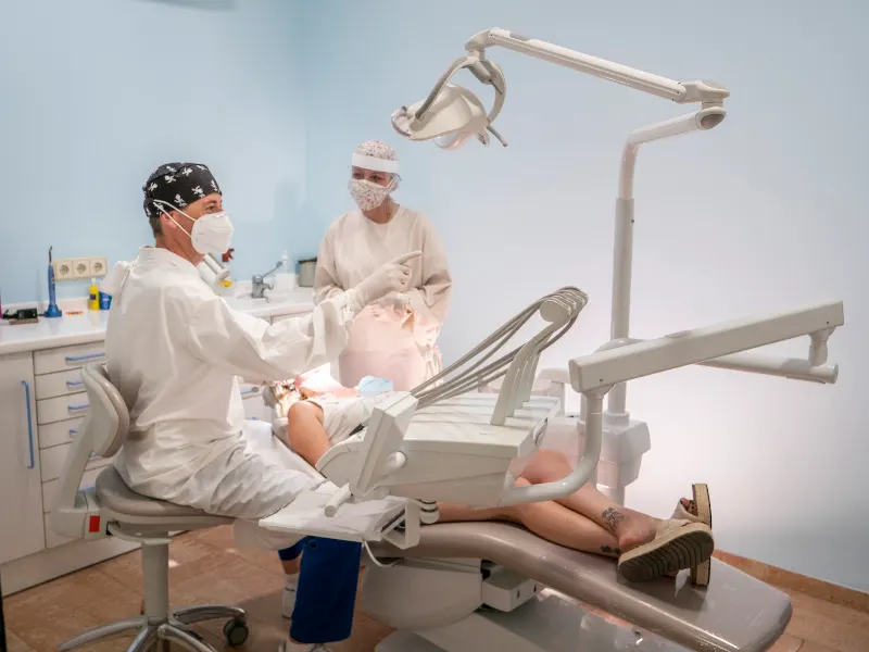 Clinica Dental Dr. Manuel Monterde