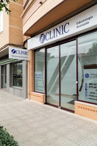 Z-CLINIC ODONTOLOGÍA AVANZADA - Llíria