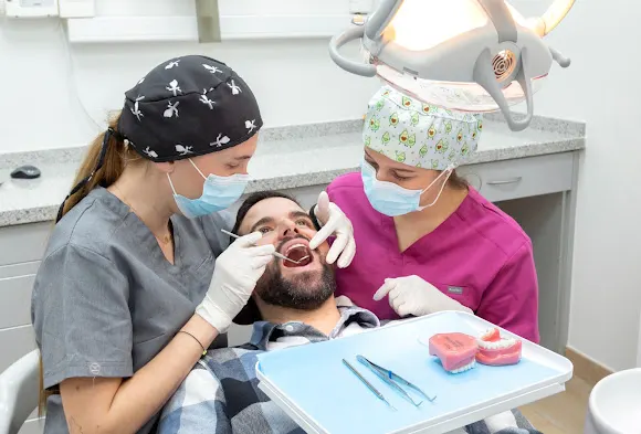 Clínica Dental María Melguizo