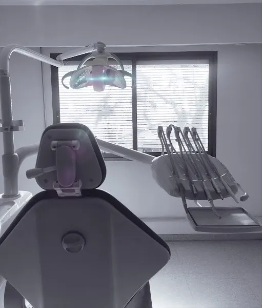 Clínica Dental Llorens y Montero (antiguamente Dr. Vicente Palomares) - Valencia