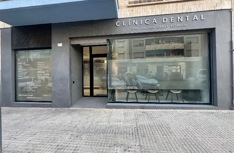 Clínica Dental Andrea Canet - Dentista en Gandia - foto 2