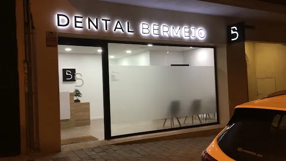 Clínica Dental Bermejo en Paterna - Dentista en Paterna