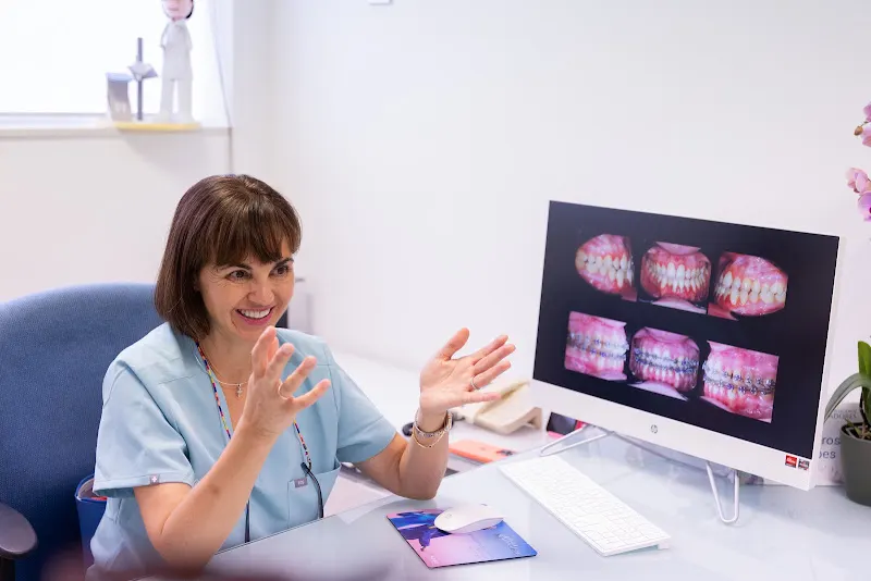 Abre Tu Sonrisa Clínica Dental Dra Mila Adobes - Sagunto