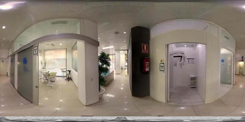 Clínica Dental Dr. Vicente Faus - Valencia