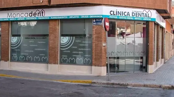 CLÍNICA DENTAL MONCADENT - DENTISTA EN MONCADA