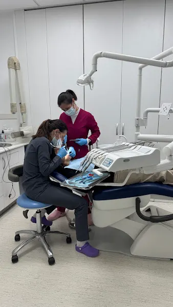 Clínica Dental Villalvilla - Xirivella