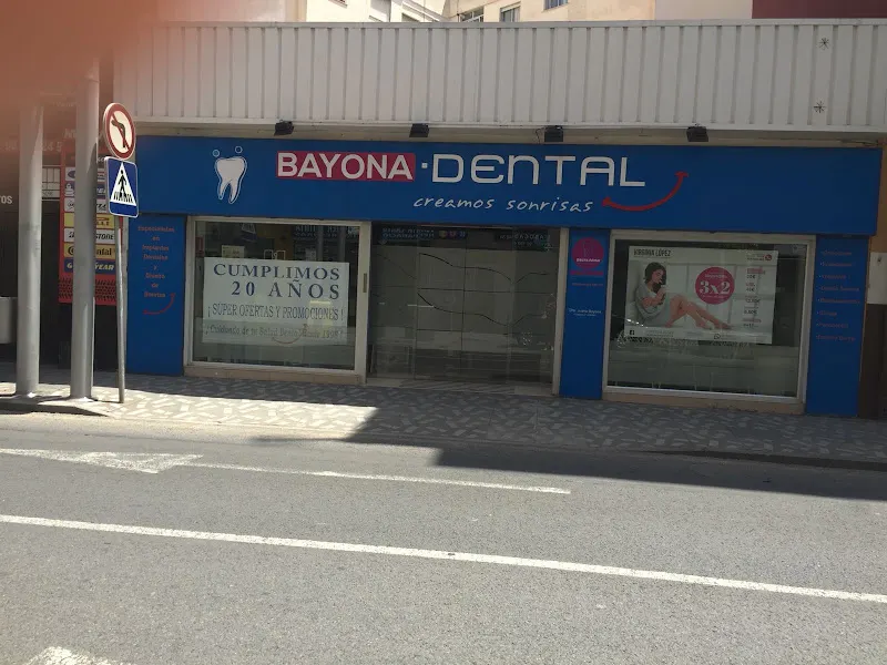 BAYONA DENTAL - Dentista en Alaquàs - foto 2