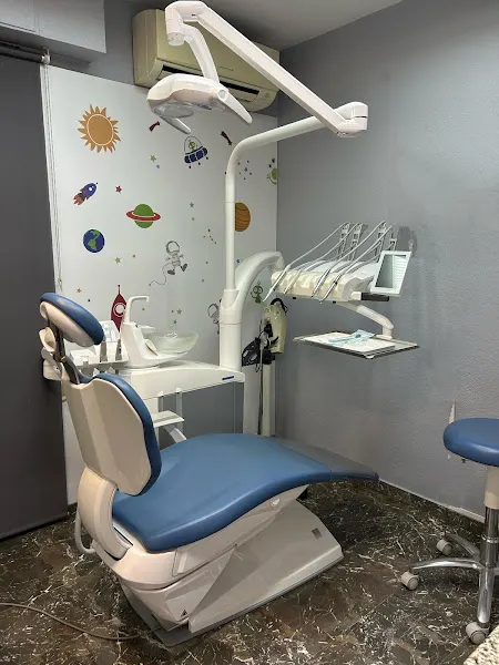 CLINICA DENTAL SOLANO CENTRO ESTETICO SOLANO