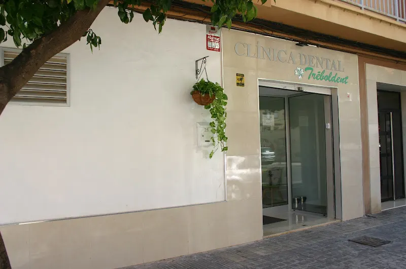Clìnica Dental Trèboldent