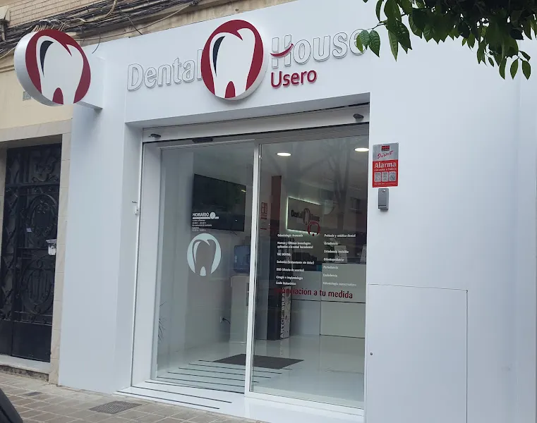 Clínica Dental House - Clínica dental en Mislata
