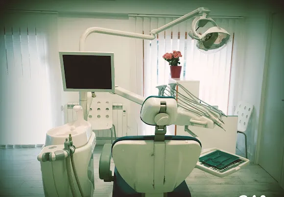 CLÍNICA DENTAL CEYSD