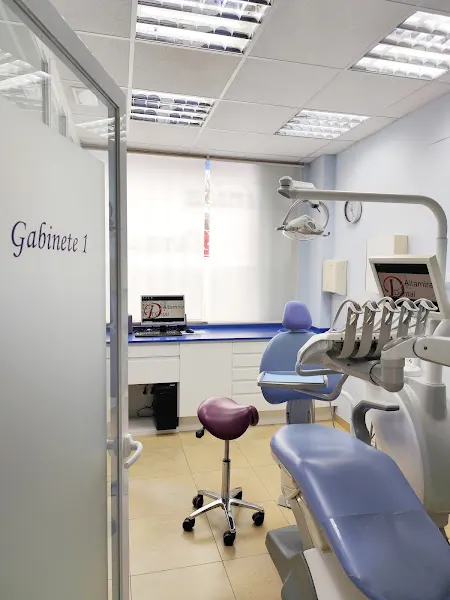 Clínica Dental Altamira - Clínica dental en Valladolid - foto 2