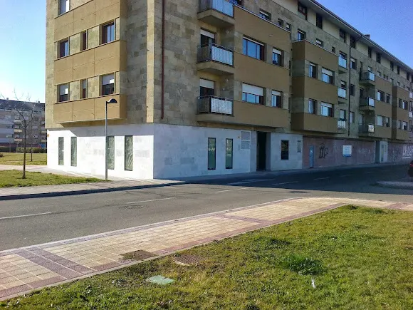 CLINICA LA VEGA - Arroyo de la Encomienda