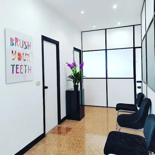 Leire Quintana Hortz Klinika - Clínica dental en Mungia
