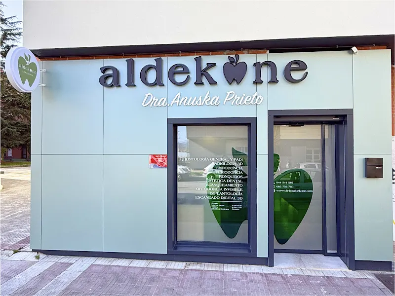Clinica Dental Aldekone - Derio