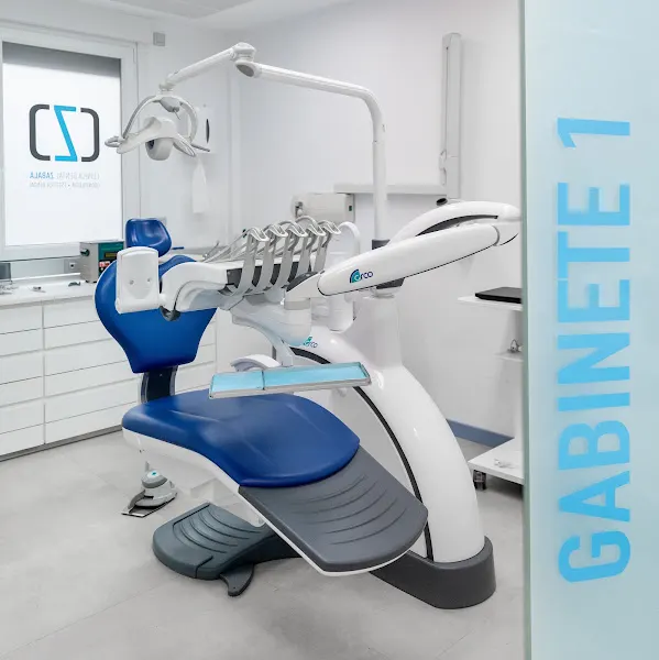 Clínica Dental ZABALA