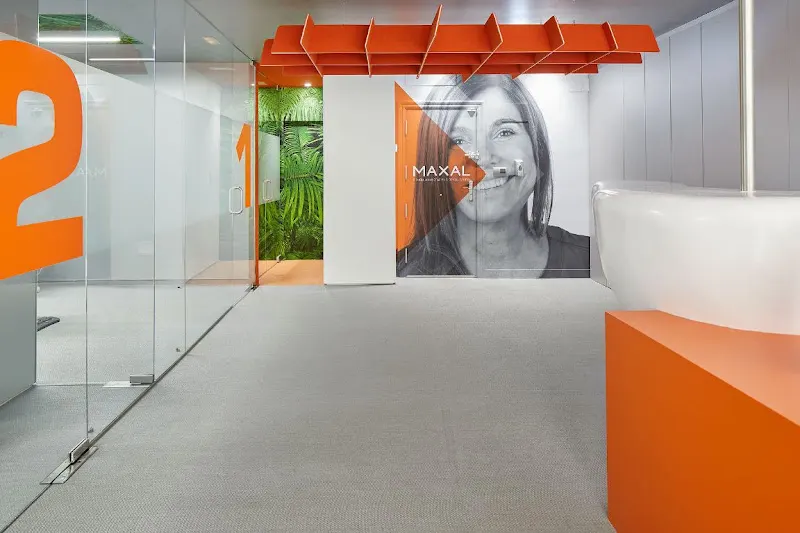 Maxal, clínica dental y maxilofacial - Getxo
