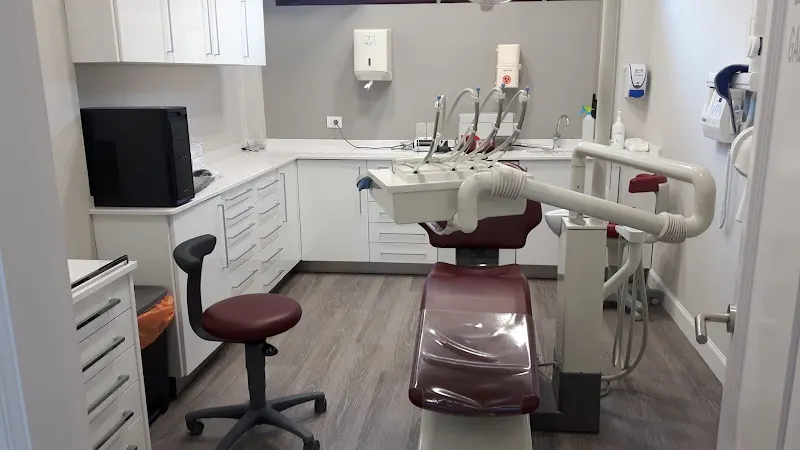 CLINICA DENTAL BLANCA TORNERO