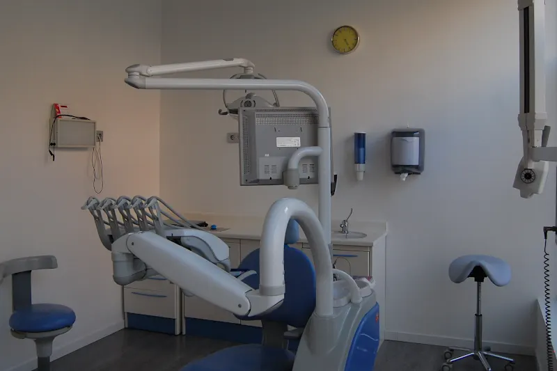 Clínica Dental Dentobel Benavente - Benavente