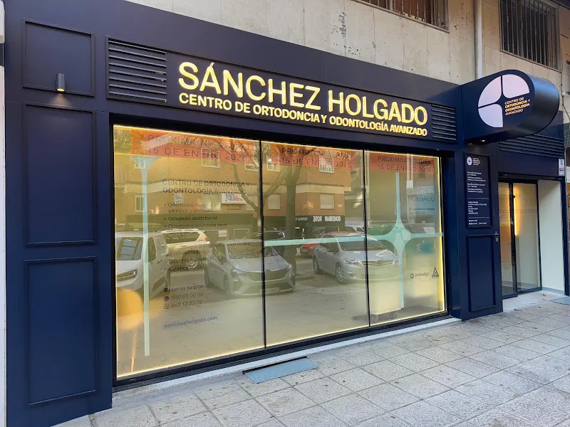 Dr. Juan Sánchez Holgado. Ortodoncia Zamora - Zamora