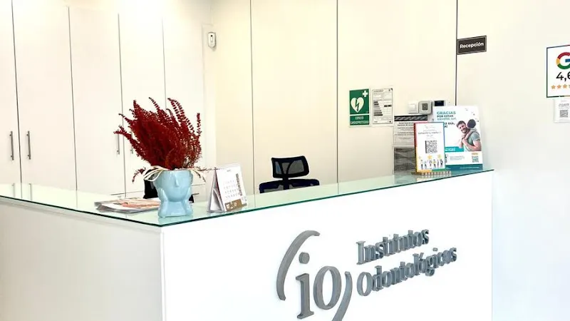 Institutos Odontológicos - Clínica Dental Zaragoza Zambrano - Clínica dental en Zaragoza - foto 2