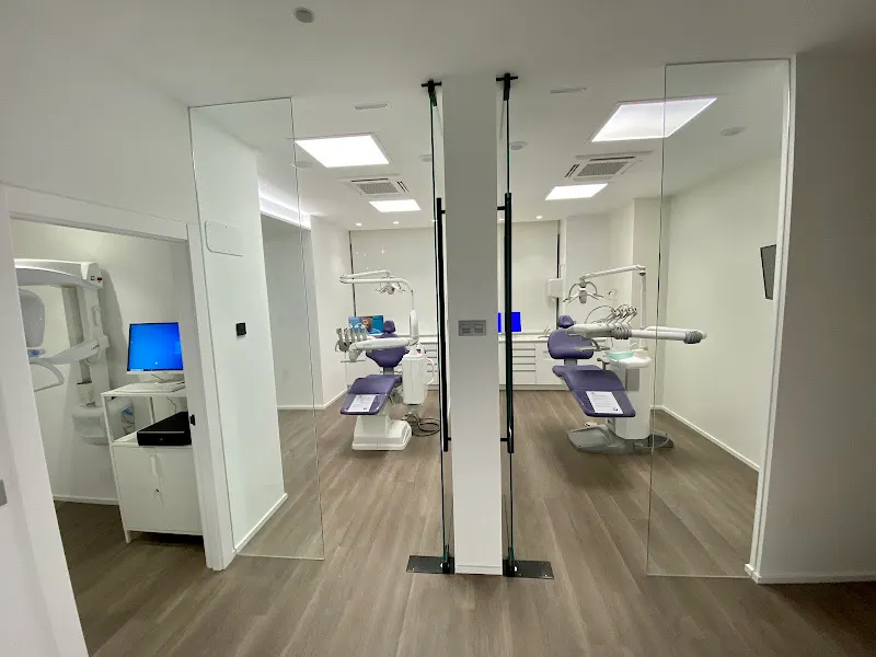 Nôraí Klinikë Dental - Zaragoza