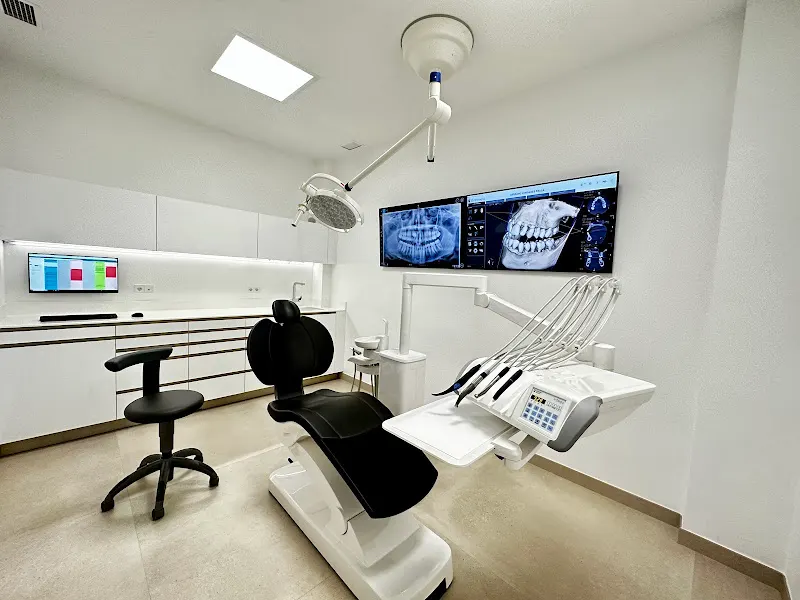 Arturo Lozano clínica dental - Zaragoza