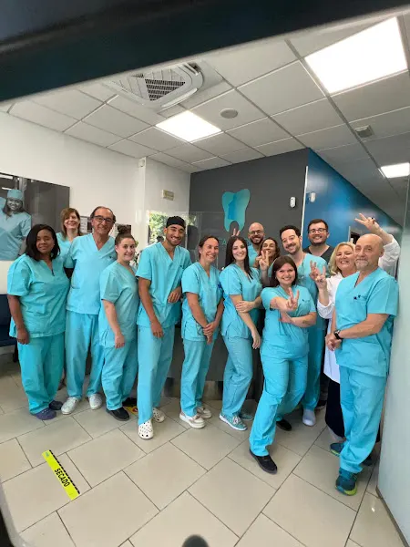 Clínica Dental Gracia y Wright - Clínica dental en Zaragoza