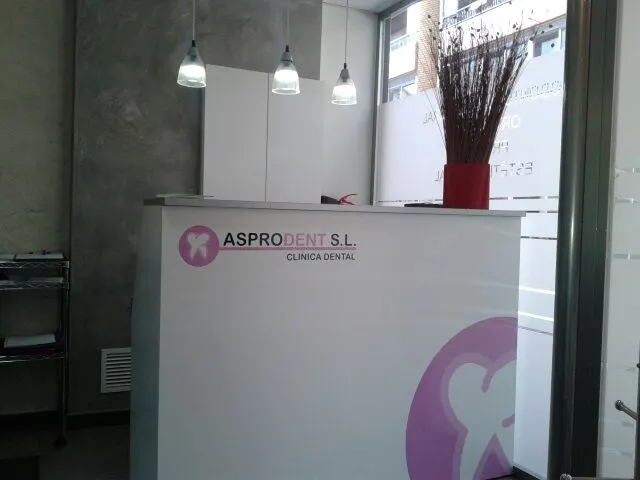 Clínica Dental Asprodent - Clínica dental en Zaragoza - foto 2
