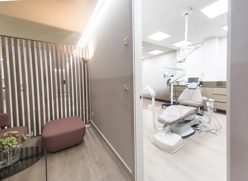 Clínica Dental Perios Salanova Valencia