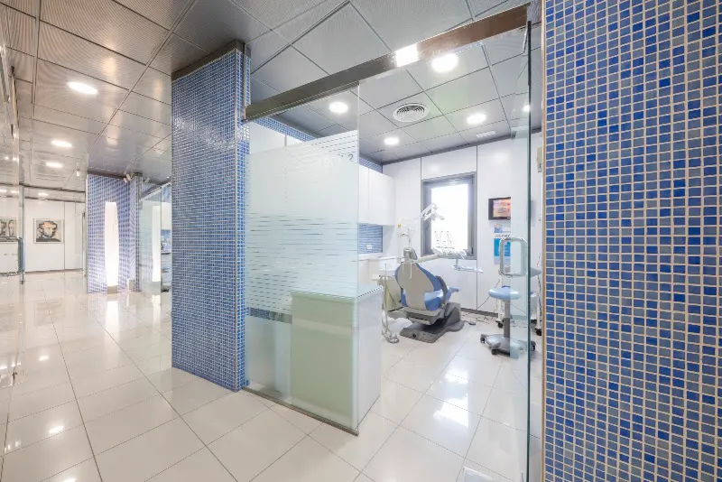 Clínica dental Udemax - Miramar