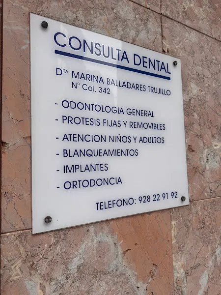 Clínica Dental Dra. Marina Balladares Trujillo