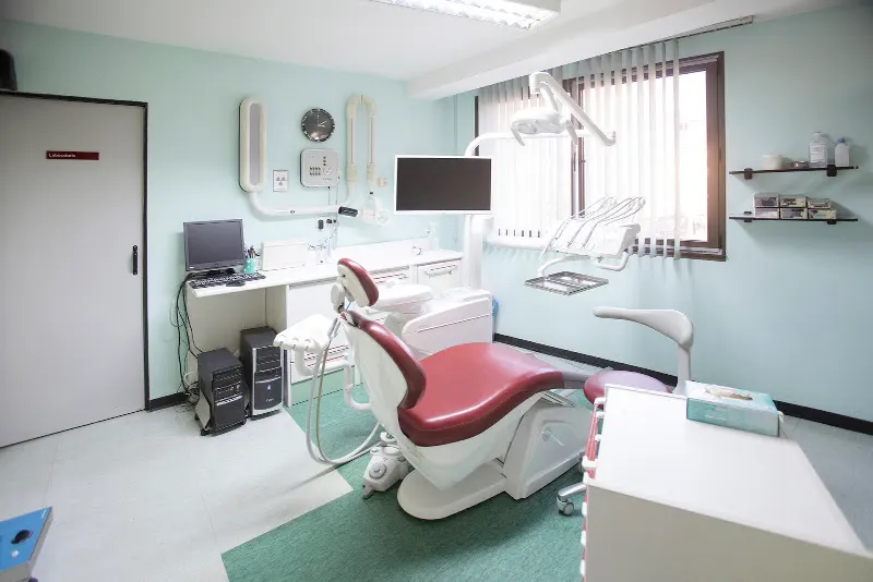 Clínica Dental la Calzada - Dentista en Gijón - foto 2