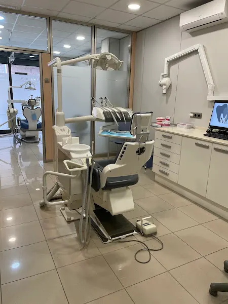 Clínica Dental Mimaden Dra. Roxana Ghiorghiu - Hospitalet de Llobregat