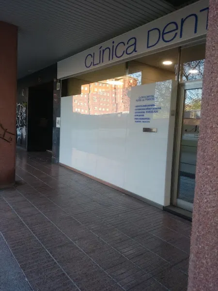 Clínica Dental Nuria De Francisco