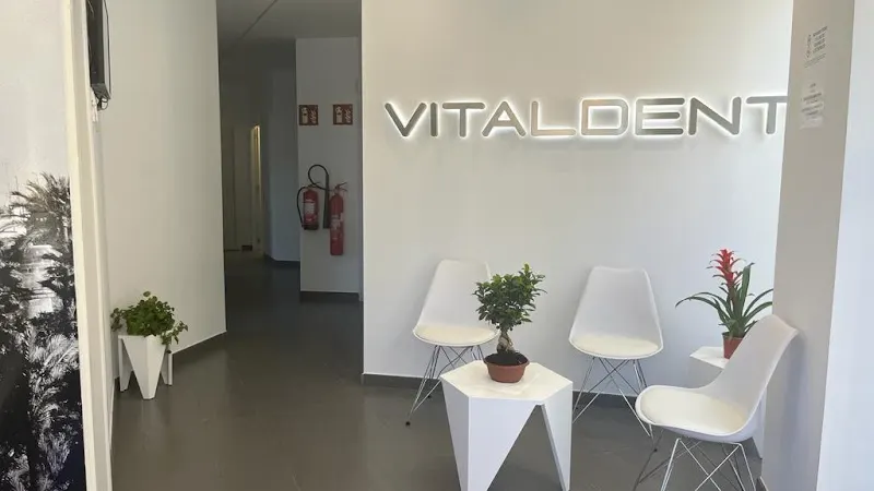 Clínica Dental Vitaldent - Clínica dental en Elche - foto 2