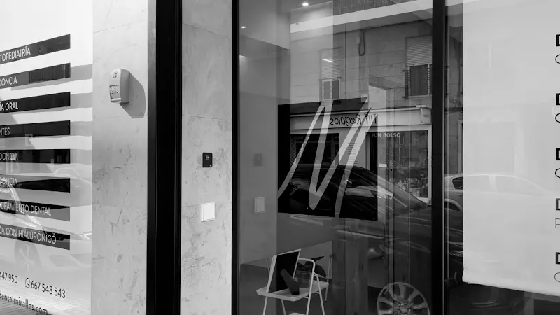 Clínica Dental Miralles - Elche