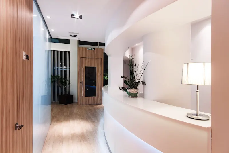 Ipsum Centro Odontológico - Dentista en Cartagena - foto 2