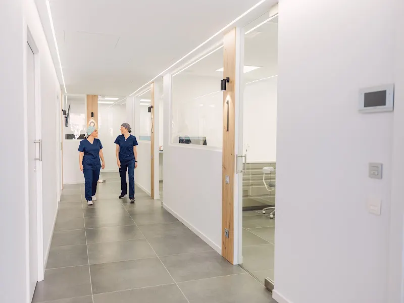 Clínica Dental Estrasburg