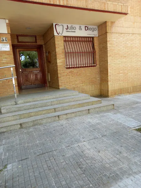 JULIO & DIEGO CLINICA DENTAL - Jerez de la Frontera